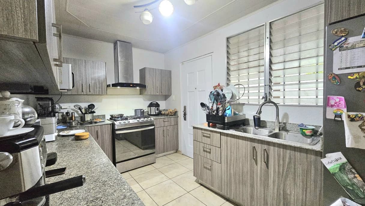 HOUSE FOR SALE IN BRISAS DEL GOLF - photo 5