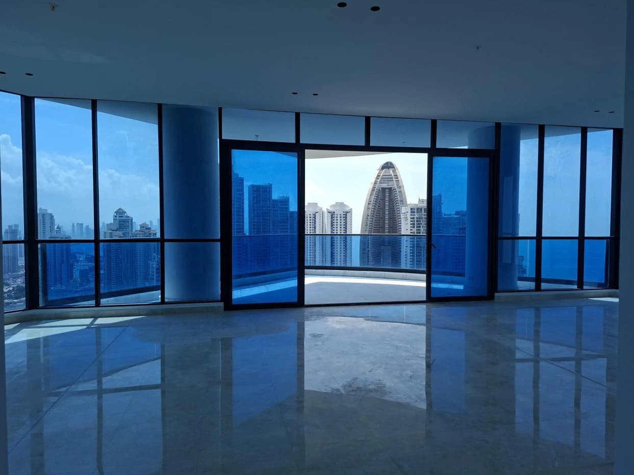 FOR SALE- Penthouse in Punta Paitilla, Panama City, Panama - photo 6