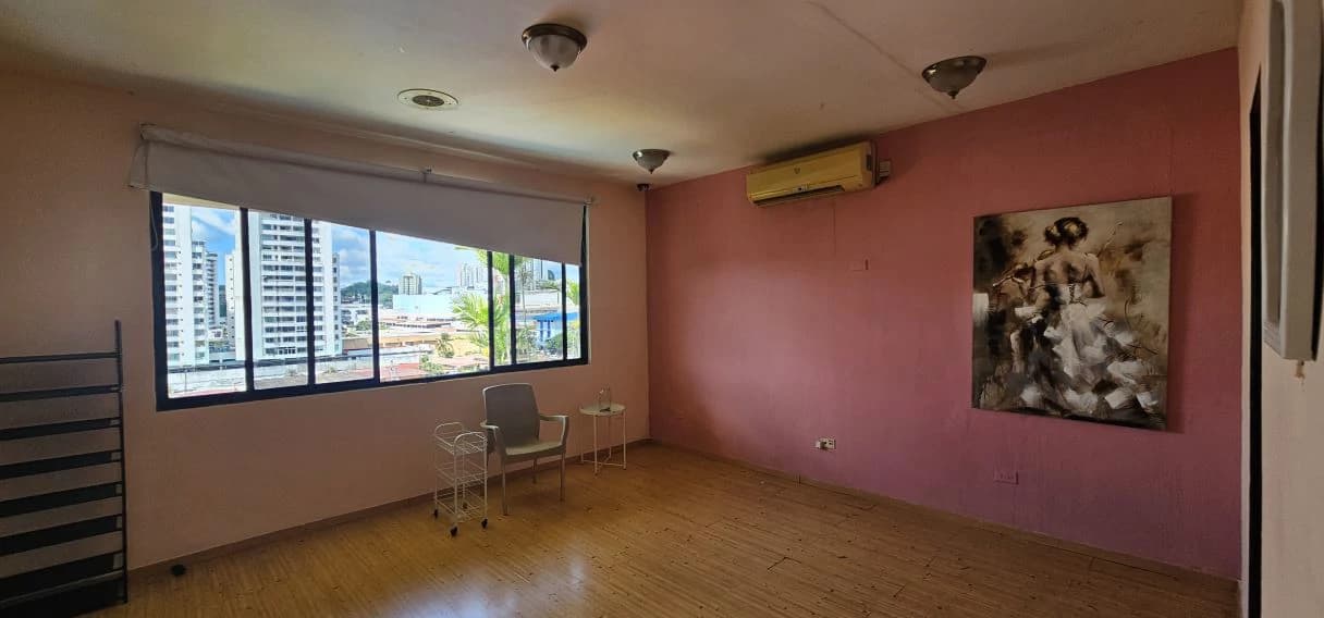 3- Level House for Sale in DOS MARES/ Betania. - photo 23