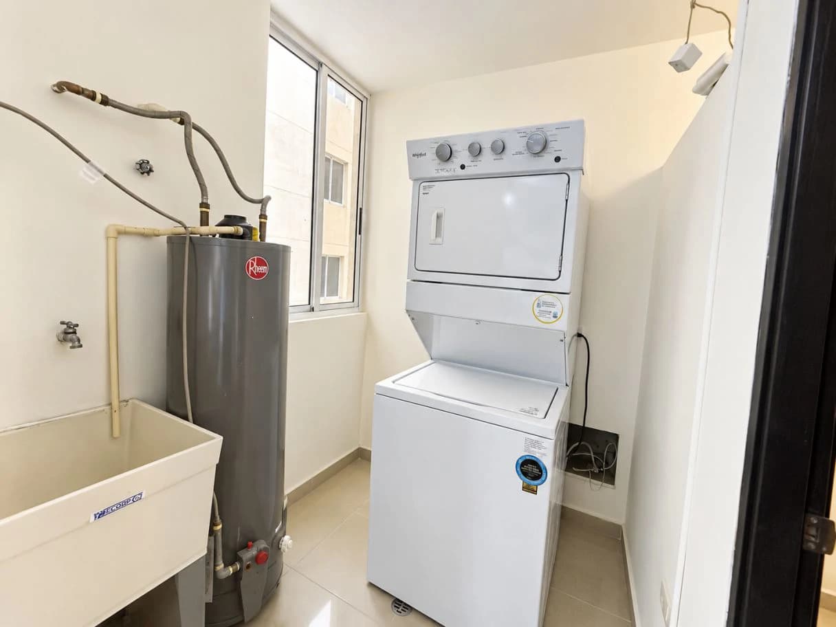 LIVE WITH SPACE AND LIGHT IN OBARRIO - 3-BEDROOM, 188 M² APARTMENT FOR SALE $299,000 - photo 15