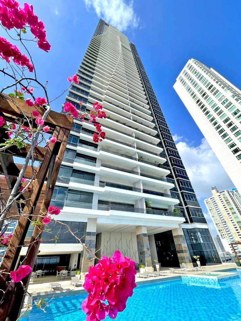 Designed for those who enjoy the pleasure of life in front of the sea. - photo 1