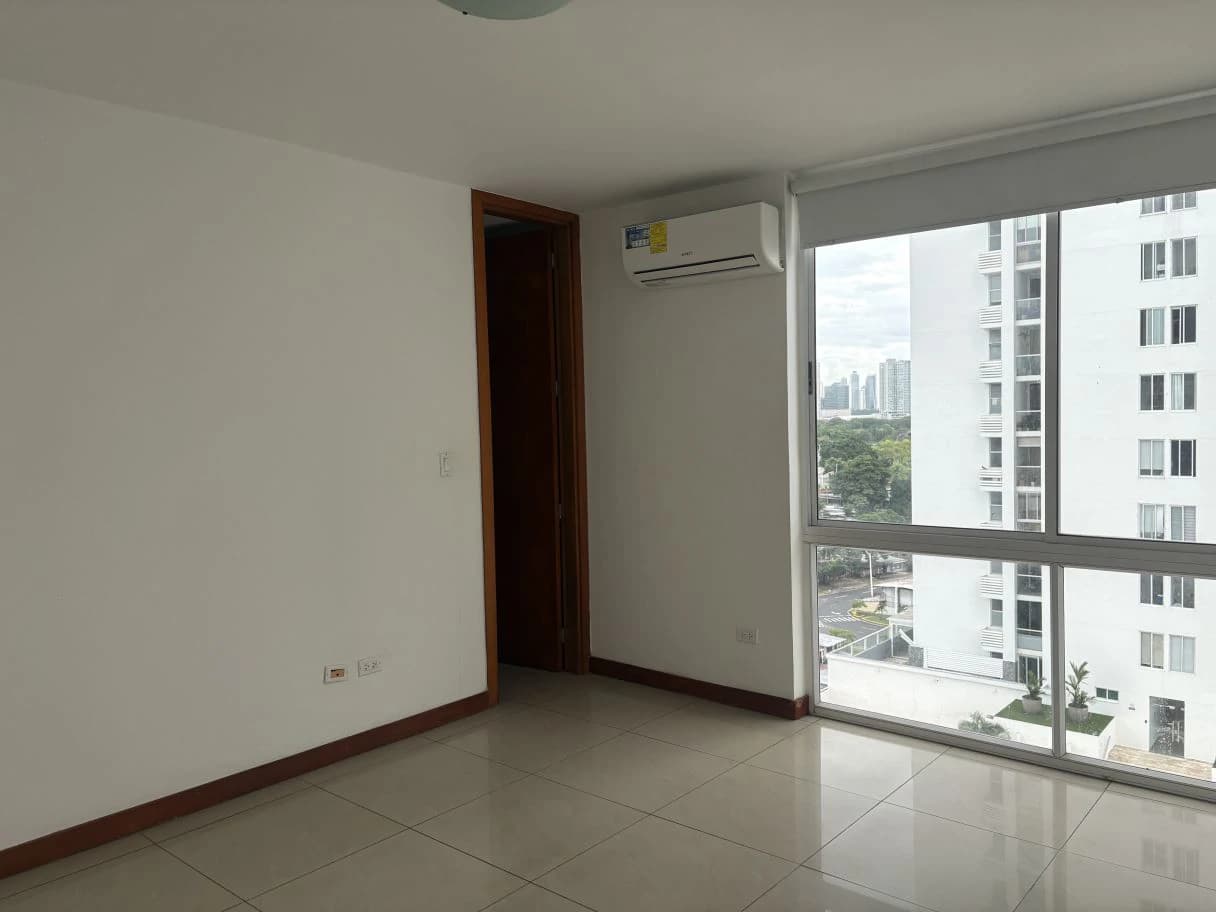Apartment for sale in Coco del Mar - photo 12
