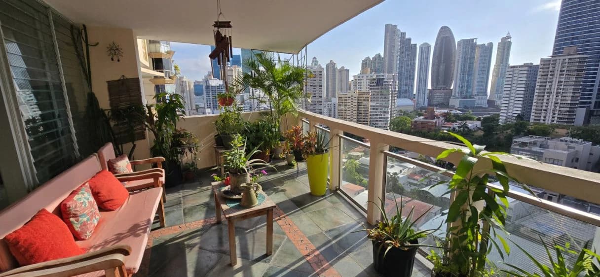 Apartment for sale in Punta Paitilla, Panamá - photo 1