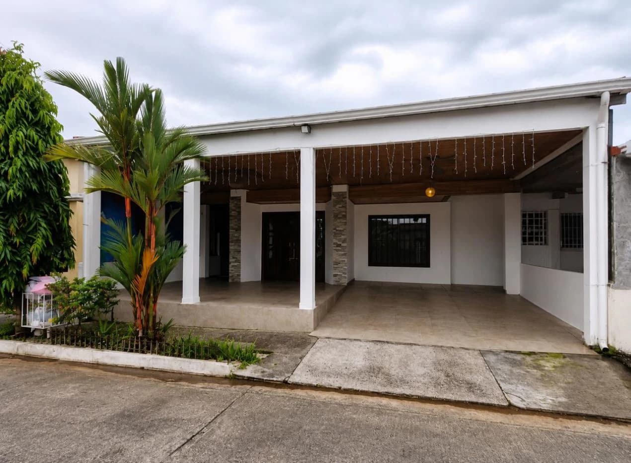 House for Sale | Praderas de San Antonio - photo 1