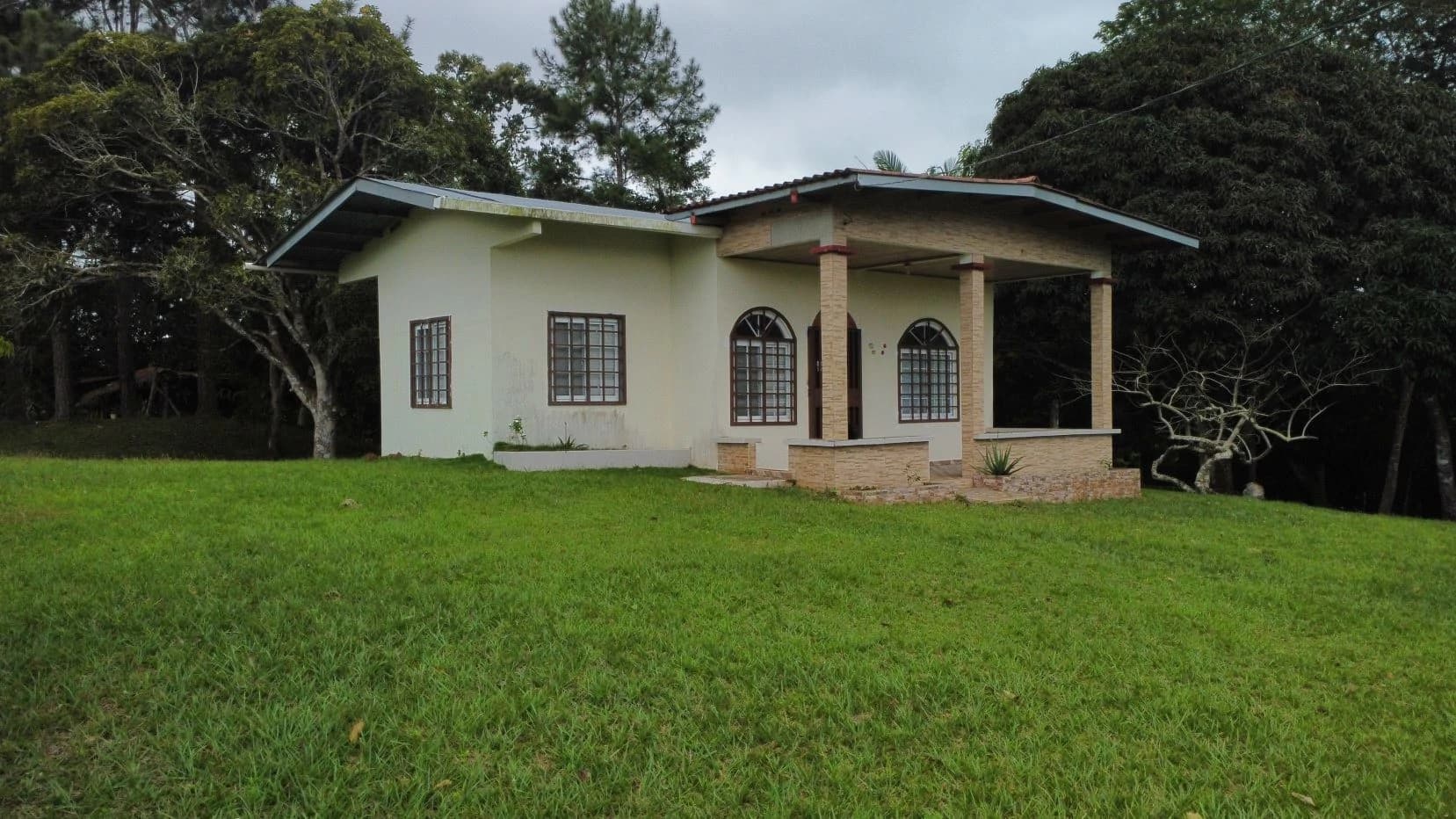 Land for Sale with Country Home in Chorrera – Near Panama City - photo 4
