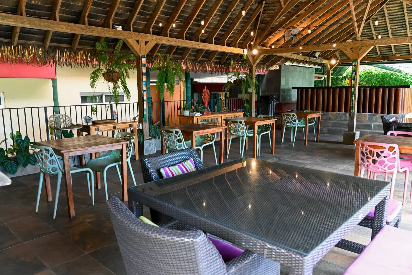 Boutique Hotel / Ecolodge for Sale in Cerro Azul – Investment Opportunity - photo 10