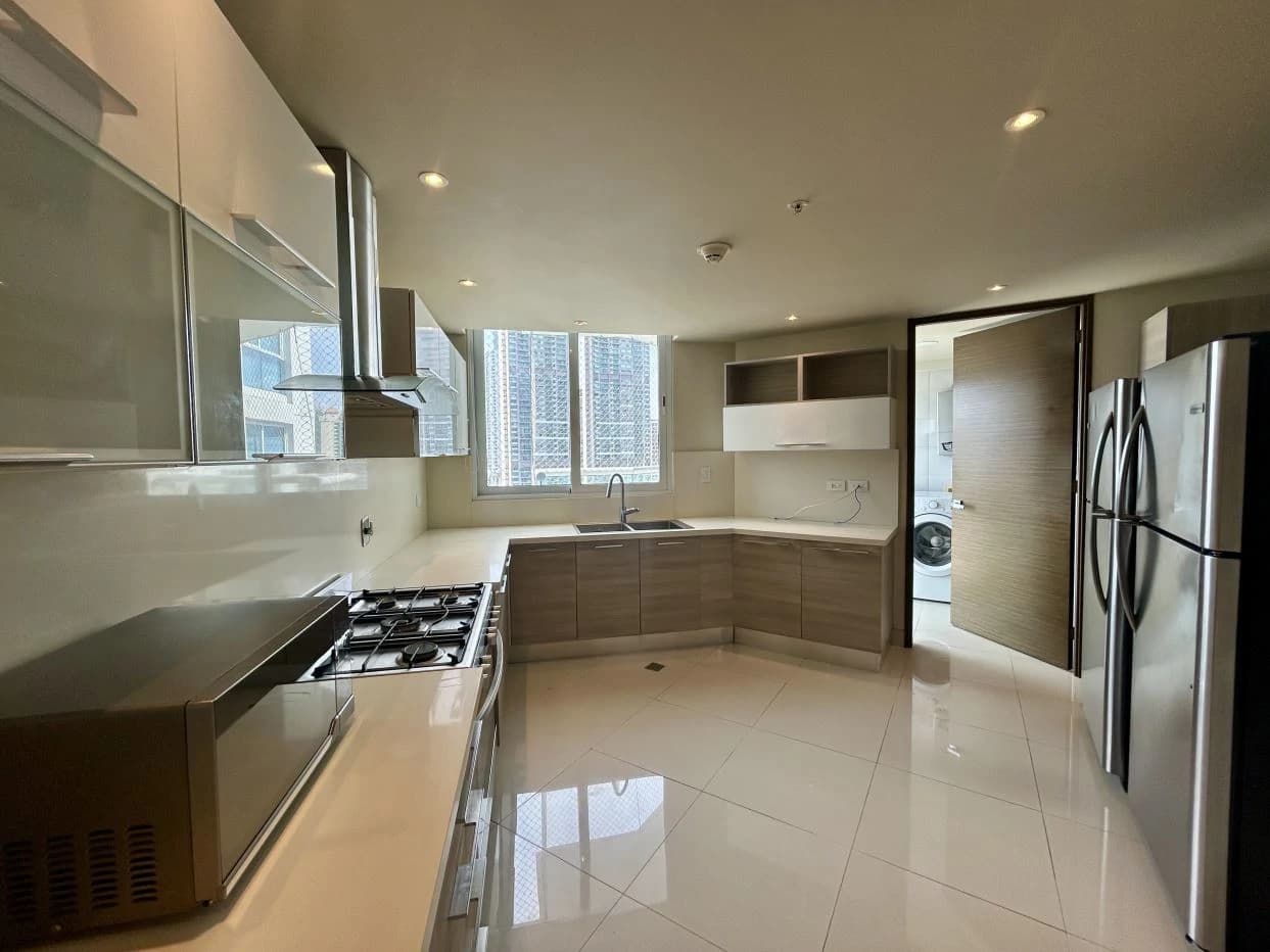 FOR SALE – PH The Regent – Costa del Este-Fully furnished - photo 5