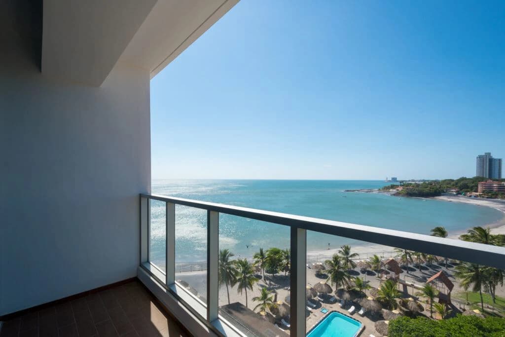 Apartments for Sale at Royal Palm – Oceanfront - photo 6