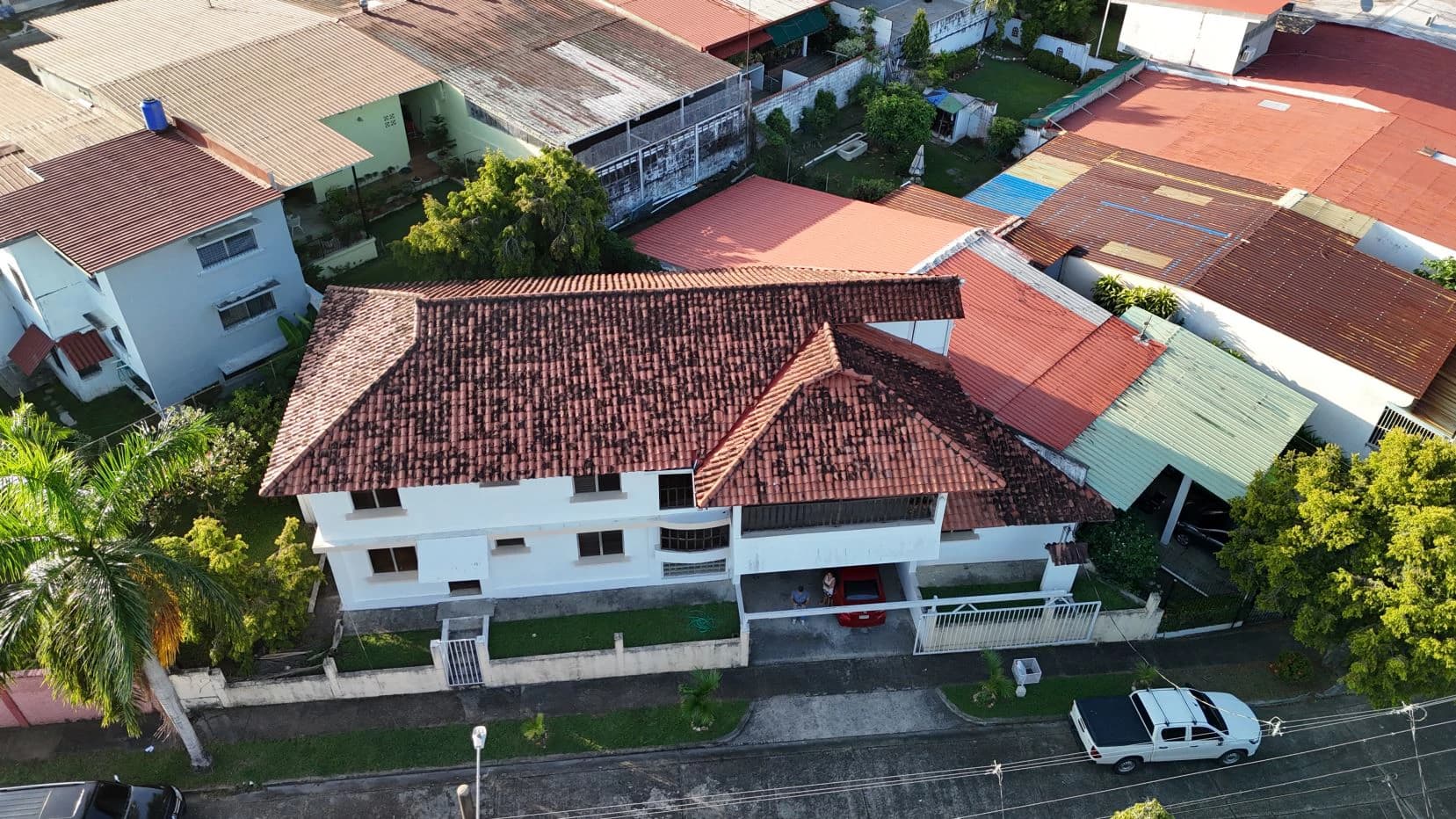 House for Sale in Tumba Muerto El Bosque - photo 1