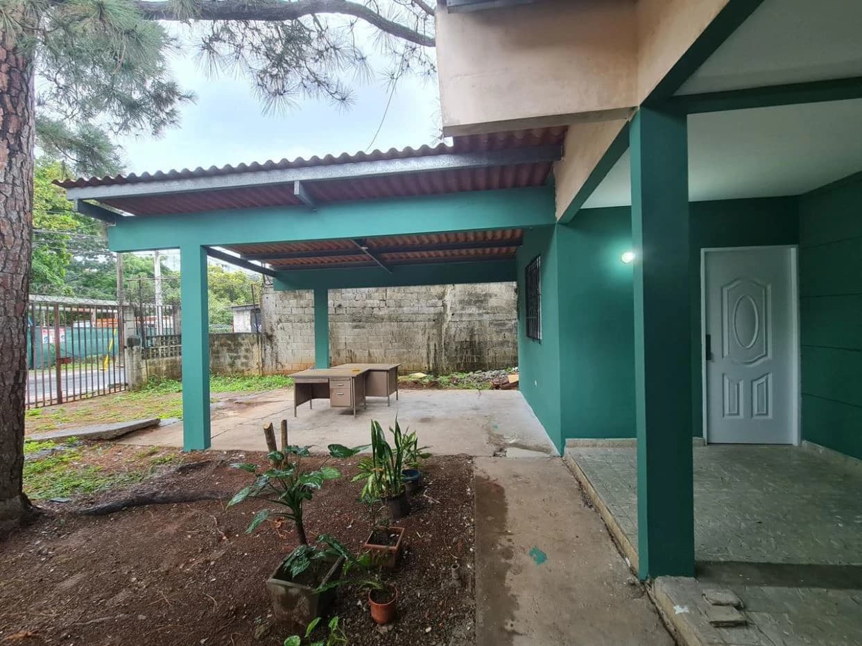 TWO HOUSES FOR SALE IN CARRASQUILLA, STEPS FOR OMAR PARK, IDEAL FOR LIVING & INVESTMENT - photo 1