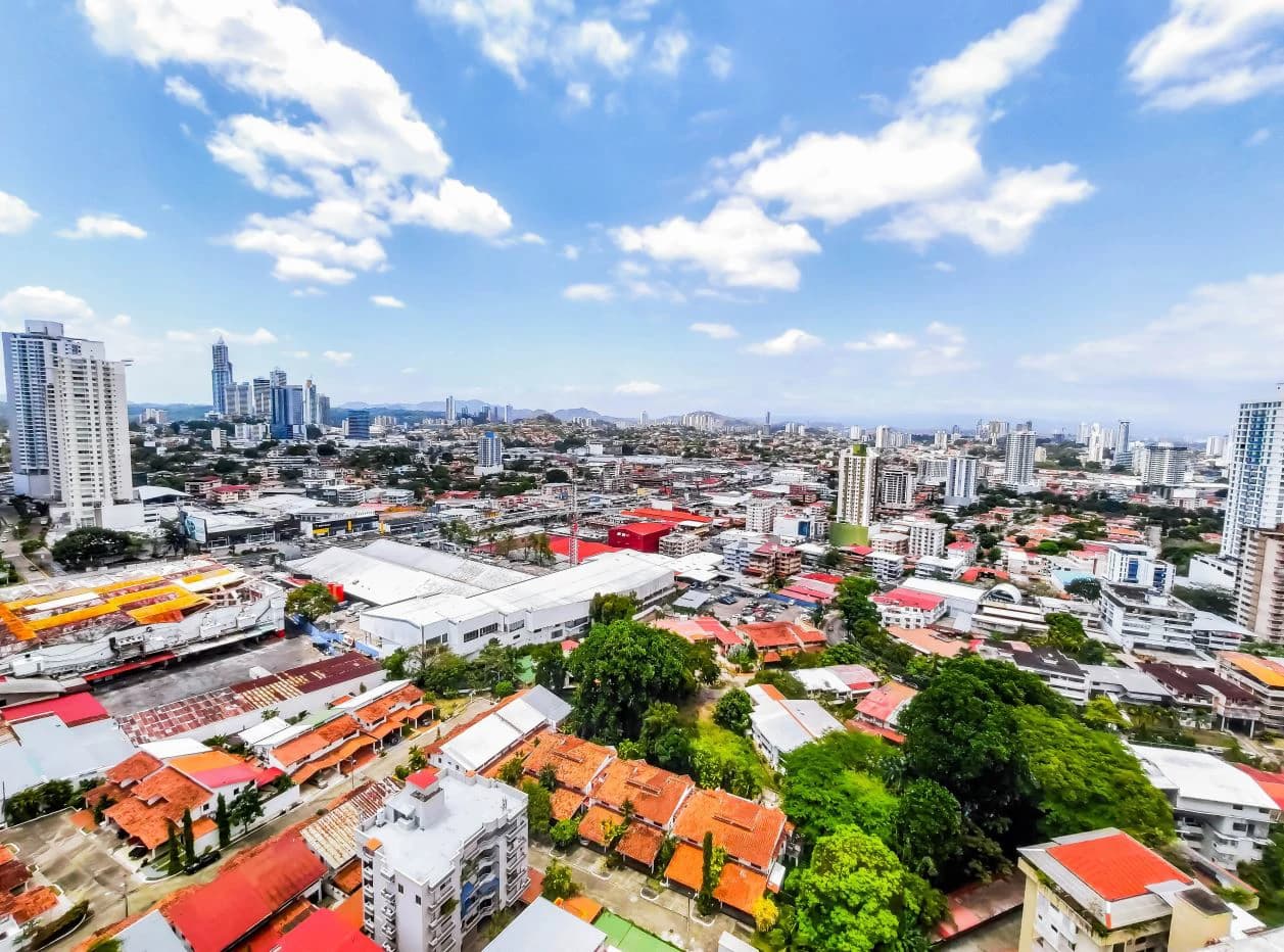 APARTMENT FOR SALE IN EL CANGREJO - PH CARRERAS TOWER - photo 1