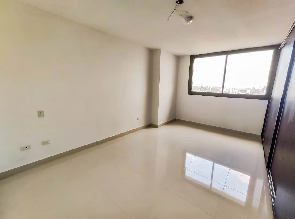APARTMENT FOR SALE IN EL CANGREJO - PH CARRERAS TOWER - photo 7