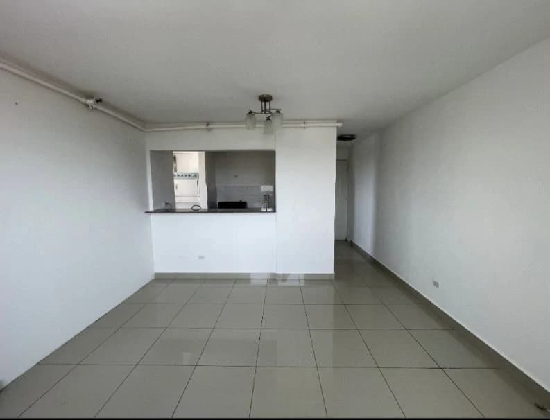 Apartment for Sale in Parque Lefevre - photo 3