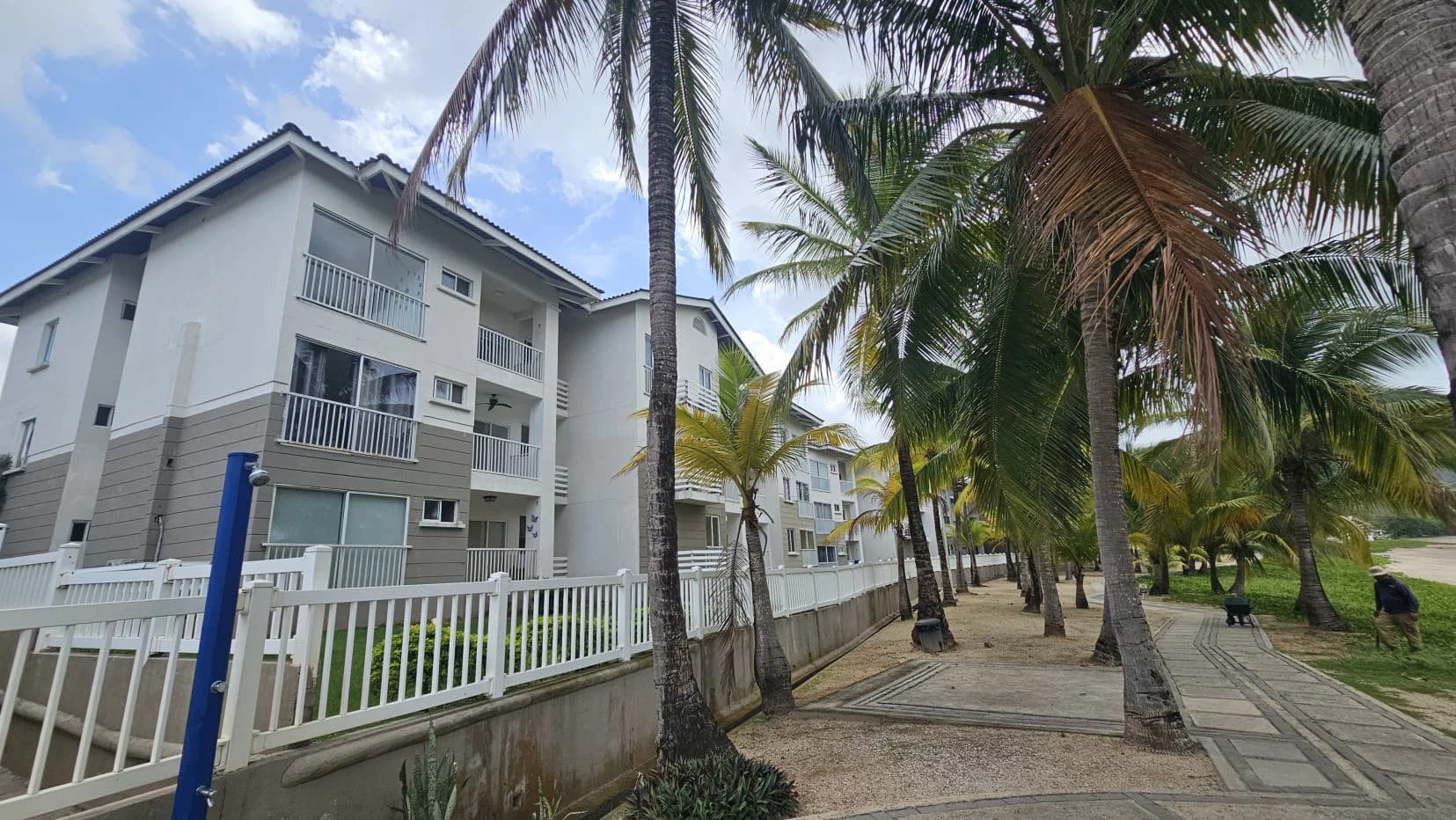 Apartament for sale in Playa Dorada Residences and Beach Club - photo 2