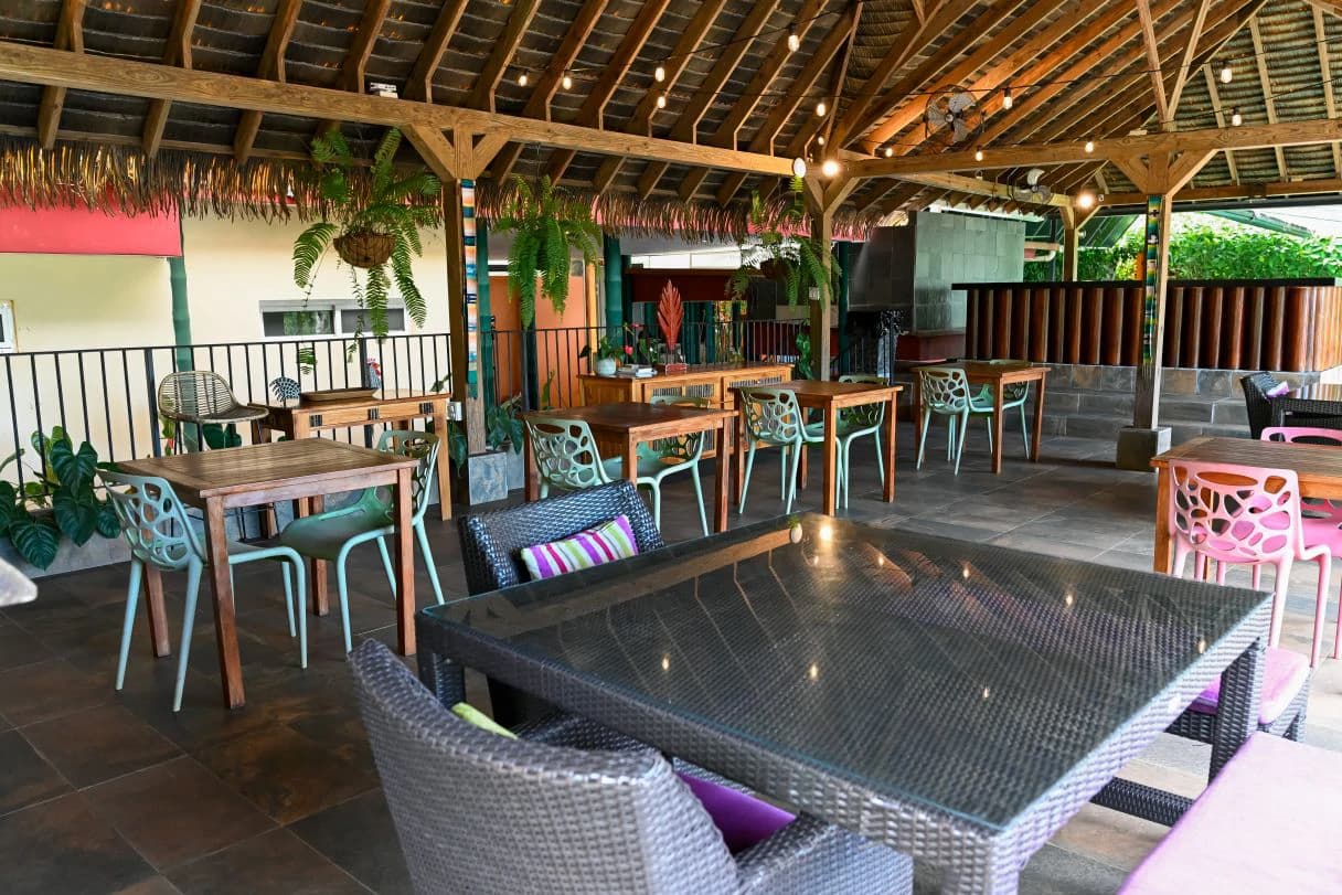 Boutique Hotel / Ecolodge for Sale in Cerro Azul – Investment Opportunity - photo 10