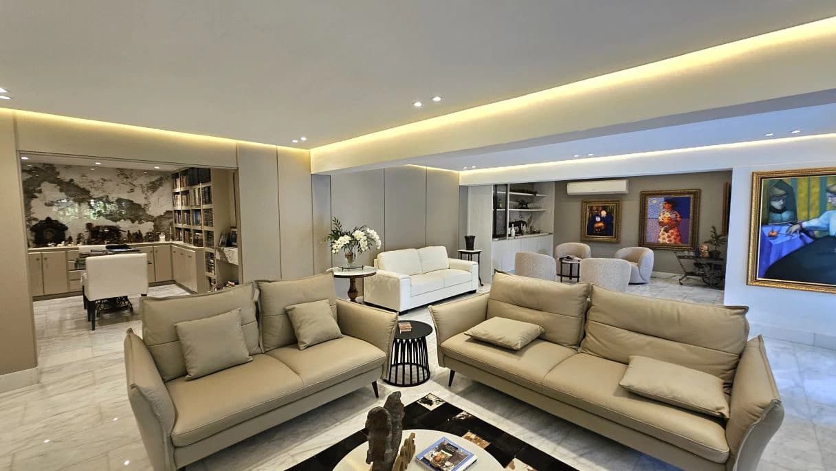 2. Luxury Residence in Altos de Golf, Panama City - photo 10