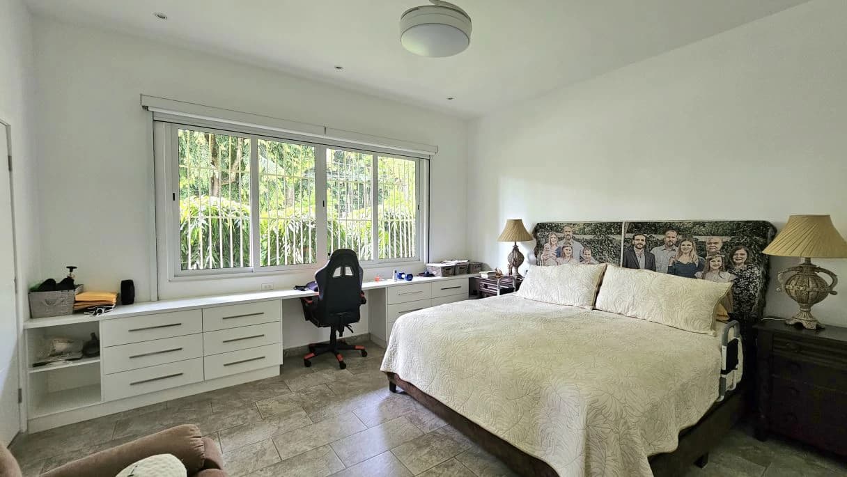 2. Luxury Residence in Altos de Golf, Panama City - photo 18