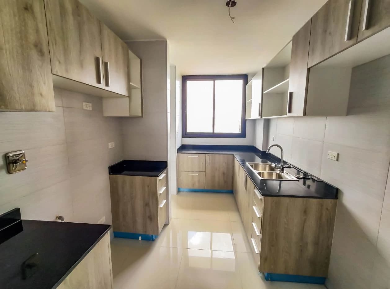 APARTMENT FOR SALE IN EL CANGREJO - PH CARRERAS TOWER - photo 6