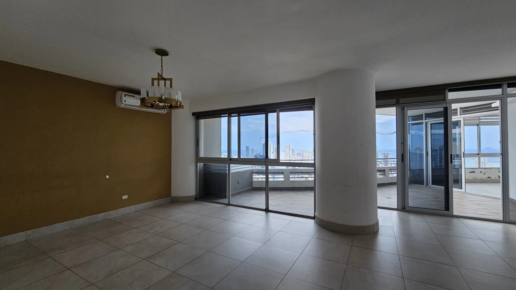 Apartment for sale in El Cangrejo - photo 3