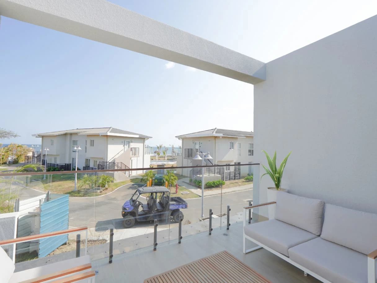 INVEST IN YOUR BEACH PROPERTY IN PANAMA | THE TIDES, PLAYA CARACOL - photo 11