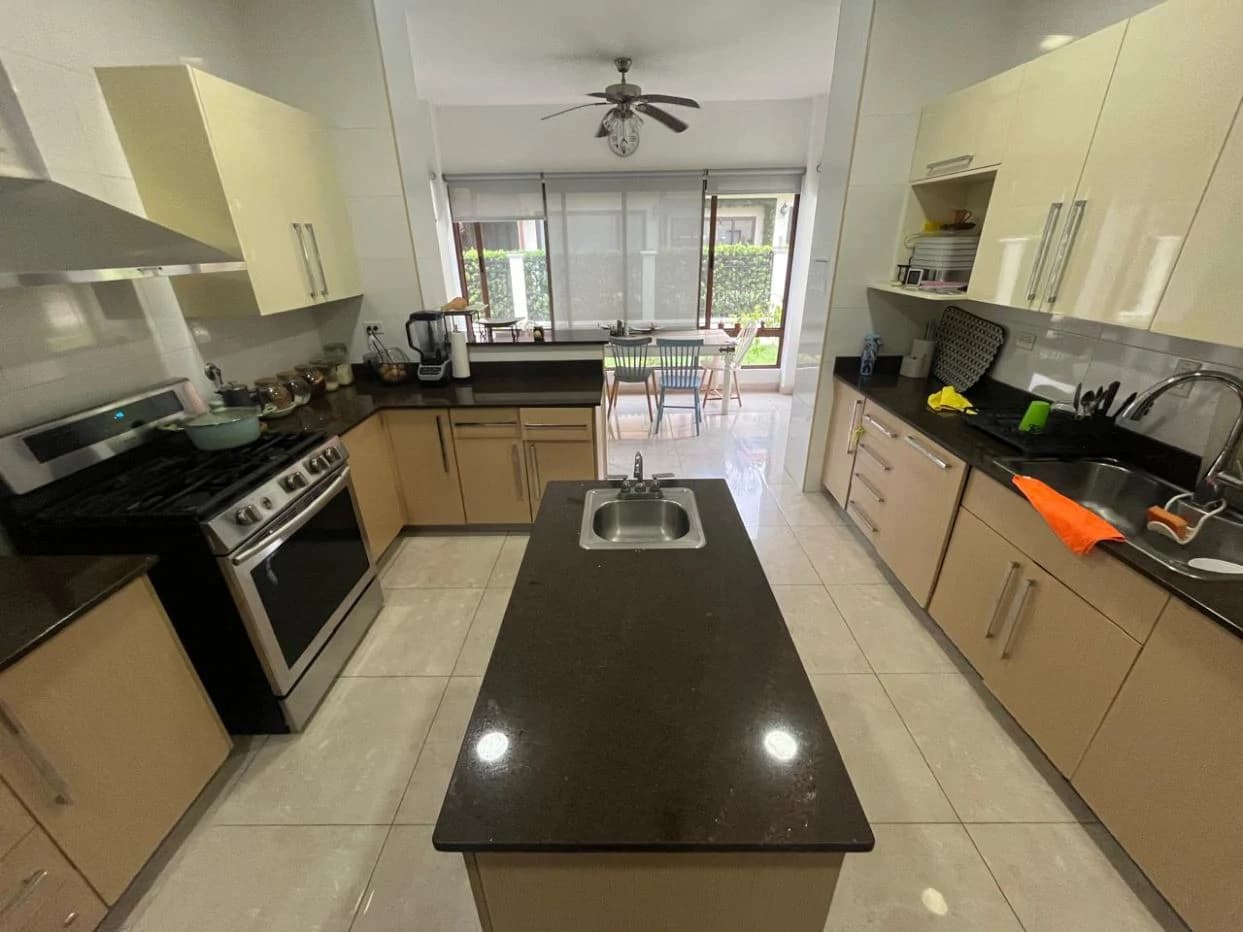 House for Sale in Clayton in Senderos de Cruces - photo 9