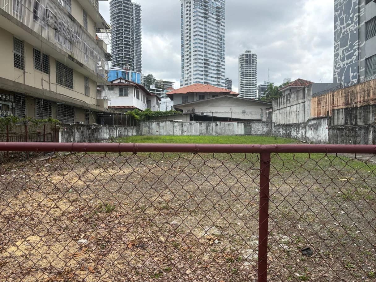 HIGH-POTENTIAL INVESTMENT LAND IN BELLA VISTA – 703 SQ. M. - photo 6