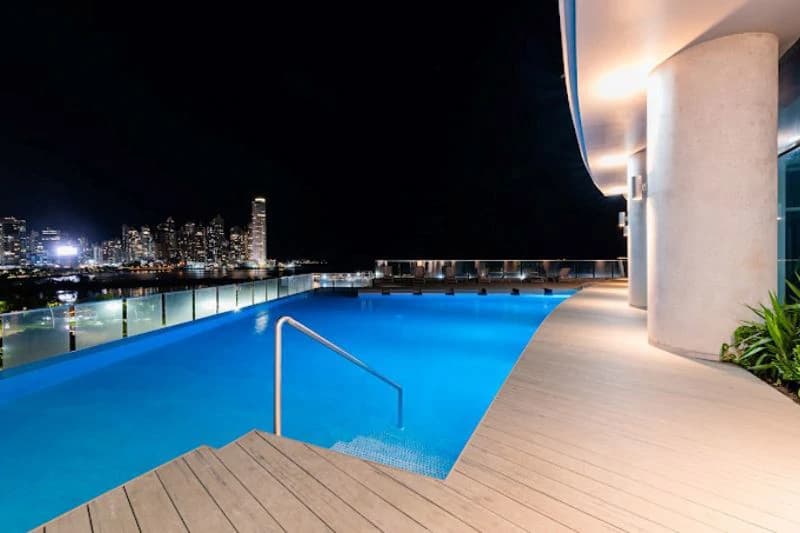 The Yacht Club - photo 22