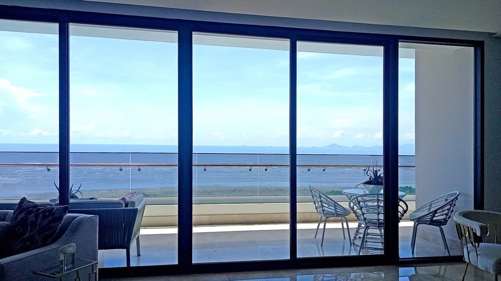 Designed for those who enjoy the pleasure of life in front of the sea. - photo 8
