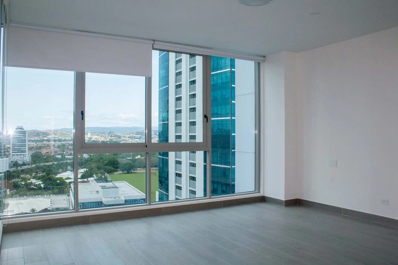 PH REGALIA | Own a Prestigious Oceanfront Residence in Costa del Este, Panama City - photo 26