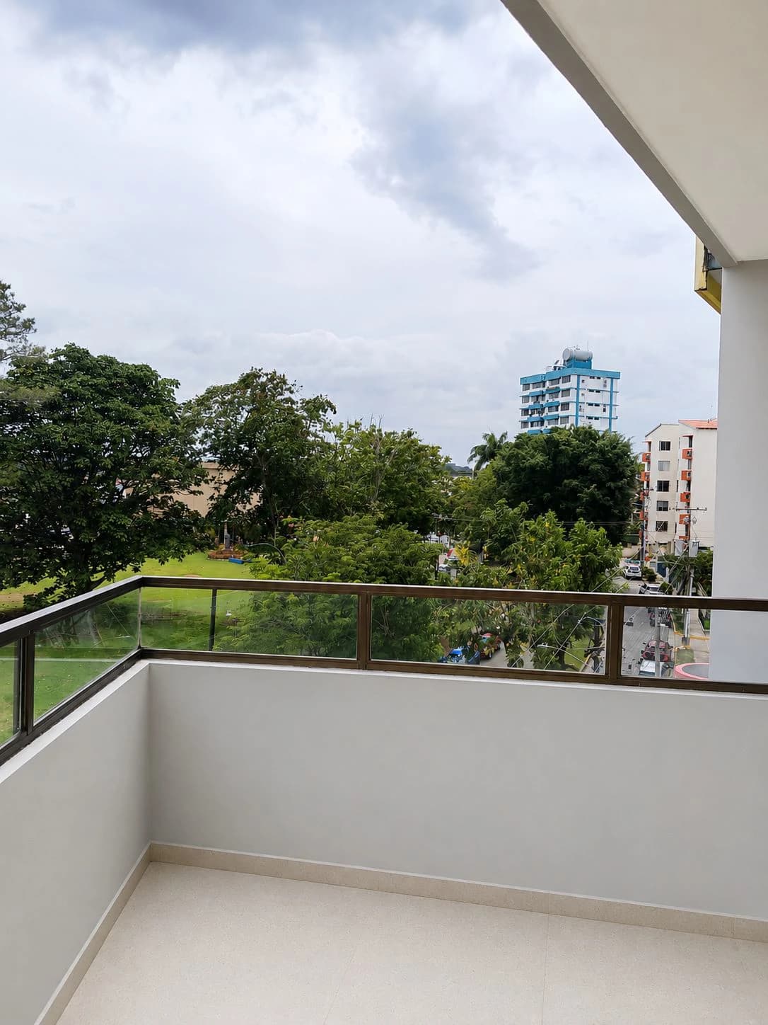 Apartment for Sale in Exclusive La Alameda