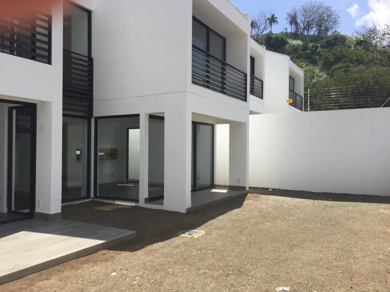 Contemporary House in BarrioAlto "Chapera" | Spacious Living & Privacy in Altos de Panamá - photo 13