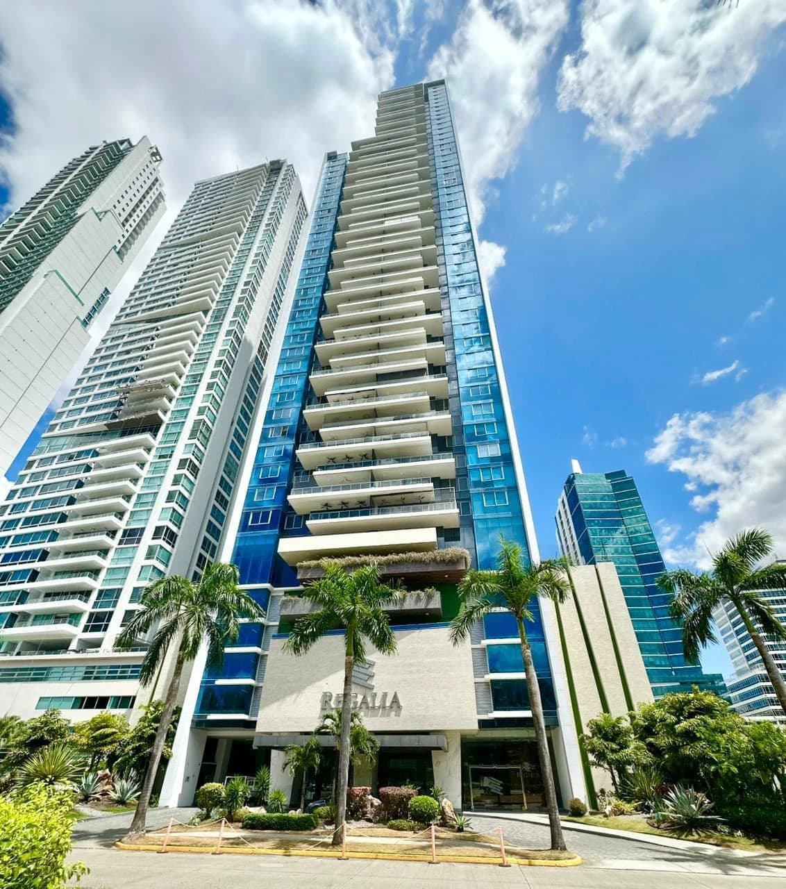 PH REGALIA | Own a Prestigious Oceanfront Residence in Costa del Este, Panama City - photo 31