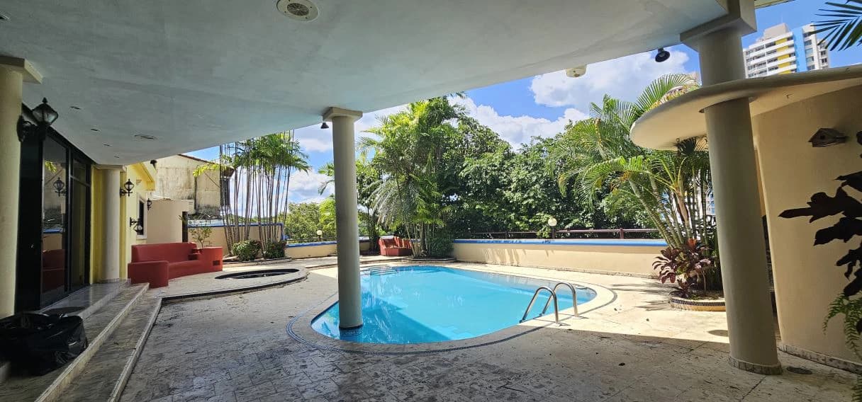 3- Level House for Sale in DOS MARES/ Betania. - photo 24