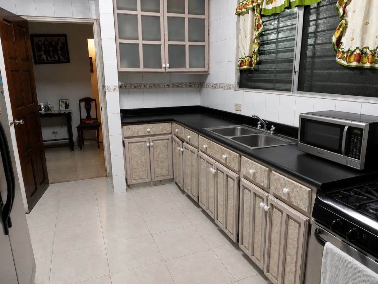 House for Sale in Betania - photo 7
