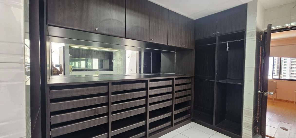 3- Level House for Sale in DOS MARES/ Betania. - photo 32