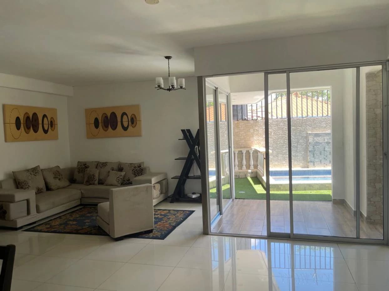 House for Sale – El Doral Altos del Bosque - photo 3
