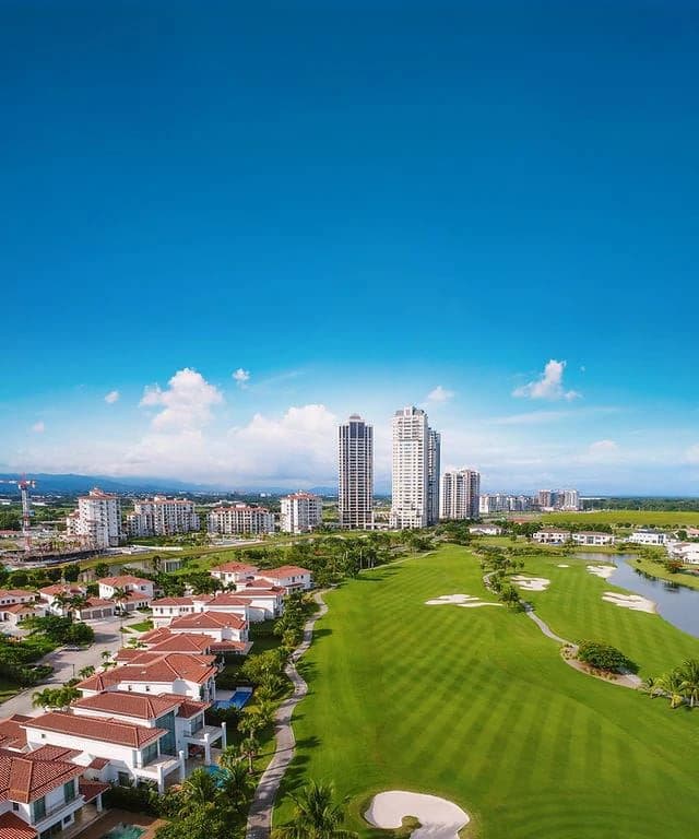 Luxury Penthouse for Sale at The Ivy Tower – Santa María - photo 8