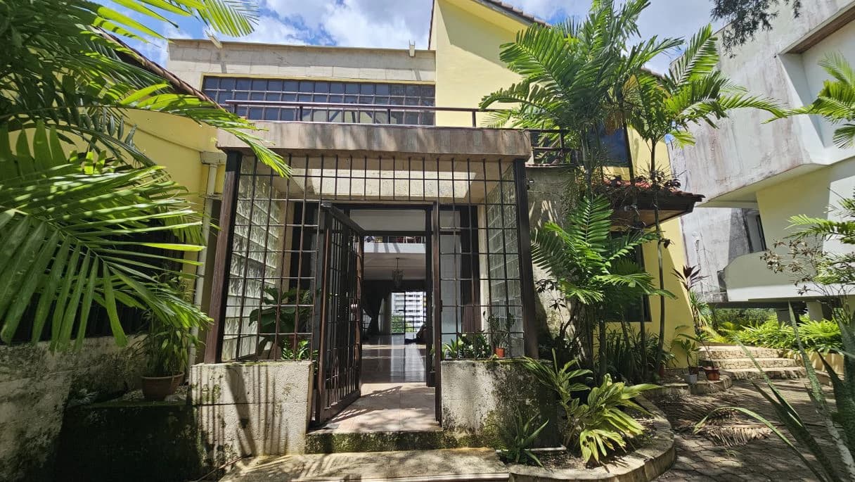 3- Level House for Sale in DOS MARES/ Betania. - photo 5