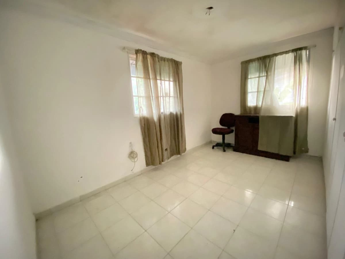 Family House in Gamboa - On the banks of the Panama Canal - photo 8