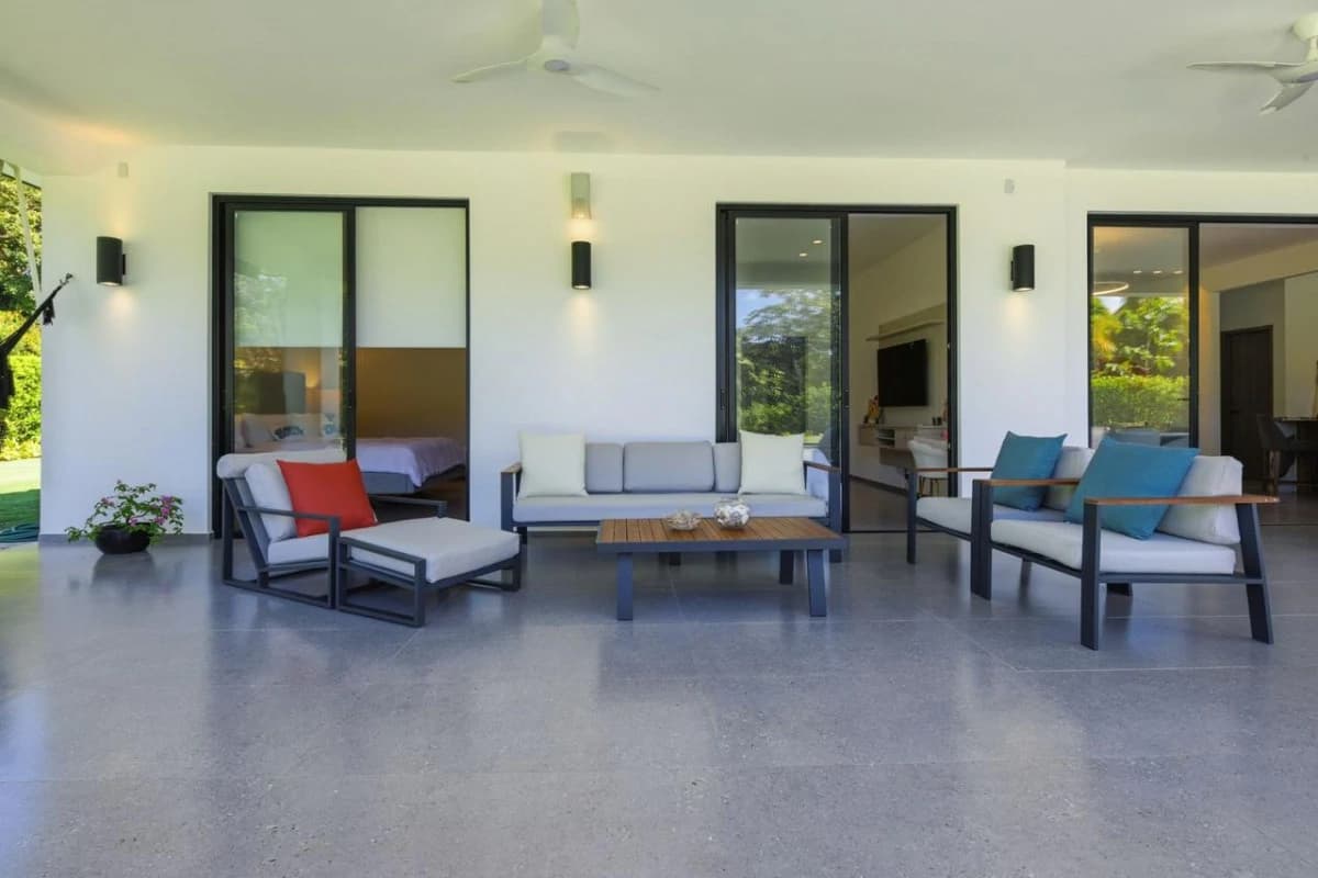 Beach House for Sale – Right Next to Buenaventura - photo 5