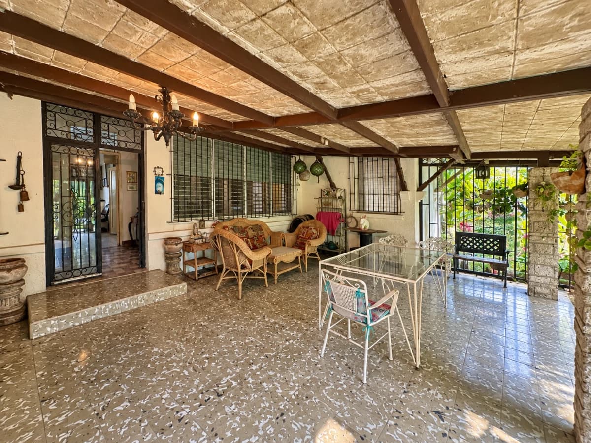 A Hidden Gem in Las Cumbres | 3,433 m², Panoramic Views - photo 27
