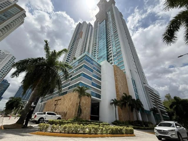 Titanium Costa del Este for Sale - photo 7