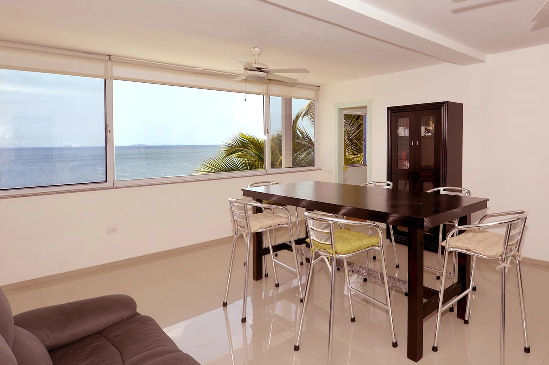 OCEANFRONT ITALIAN VILLA 20 minutes away - photo 8
