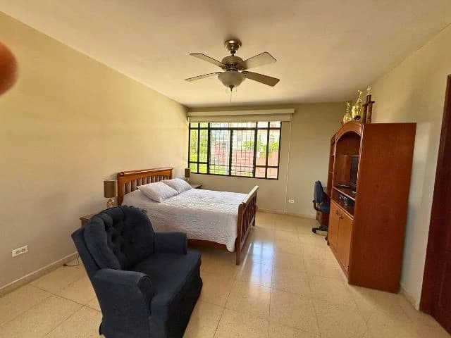 Dos Mares, Family Home with Large Garden and excellent price - photo 12