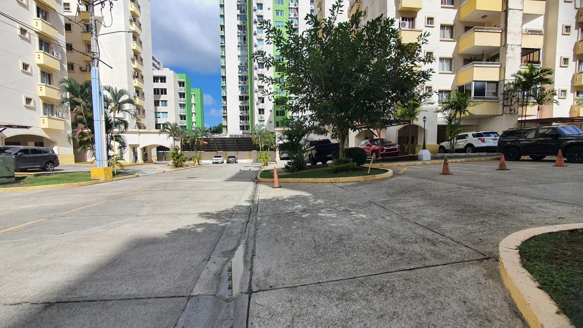 PH PARQUE DE TOSCANA TORRE 1, CONDADO DEL REY - photo 18