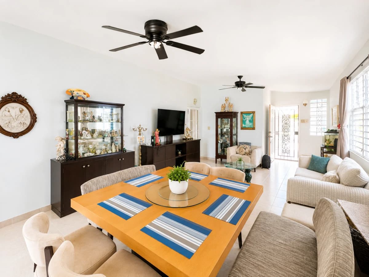 Brisas del Golf Home | 300 m², Prime Location - photo 19