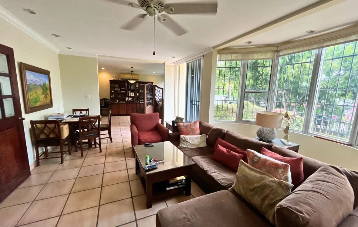Smart Investement: Unmatched potential, Condition, and Price - photo 12