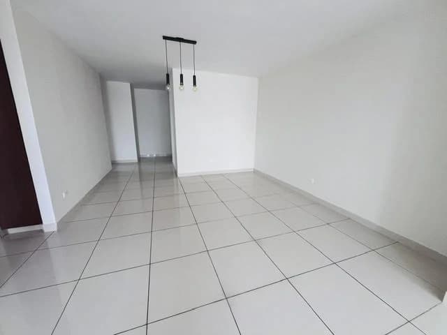 Beautiful Apartment for Rent in Obarrio - photo 2