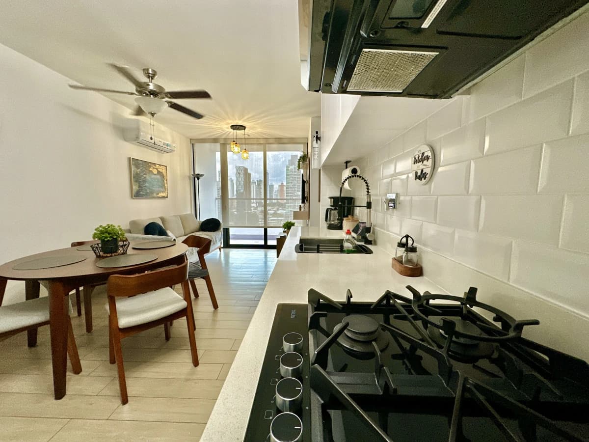 P.H. Lov San Francisco | Fully Furnished 2-Bedroom Apartment - photo 5