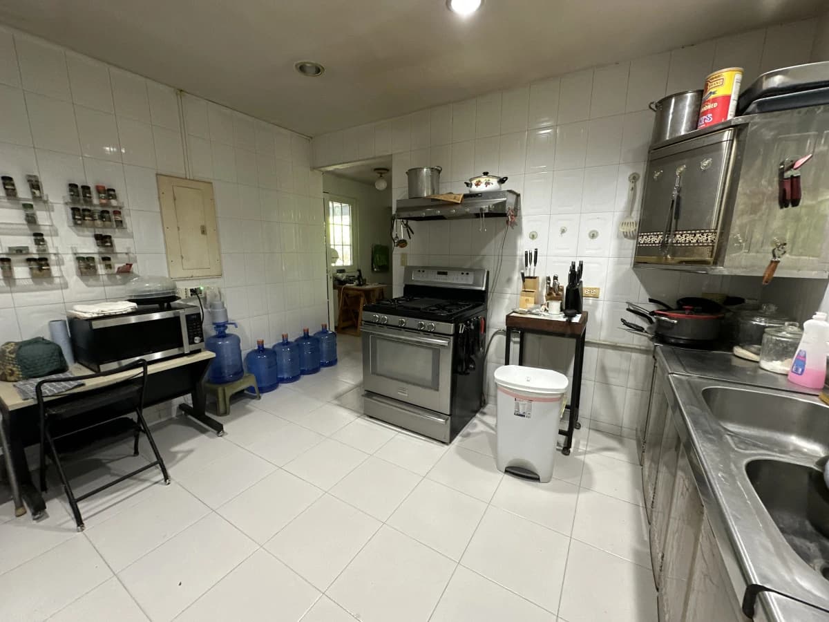 1,556 m² in Las Cumbres for Only $215,000 - photo 15
